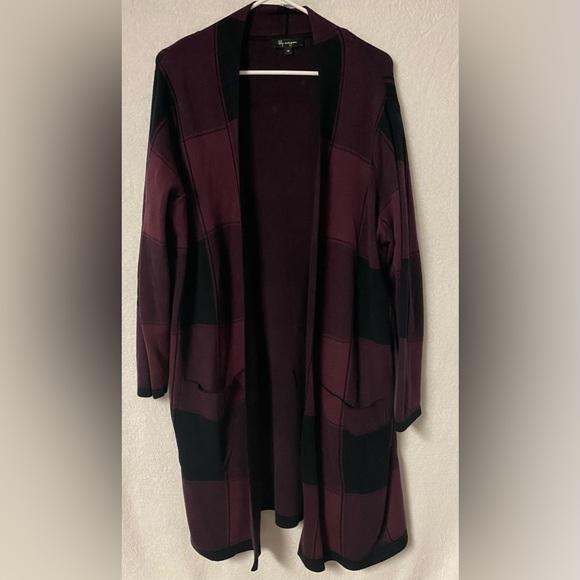 Lily Morgan Sweaters - 4 for $30 💜 Lily Morgan Maroon & Black Long Open Cardigan Sweater Size 1x